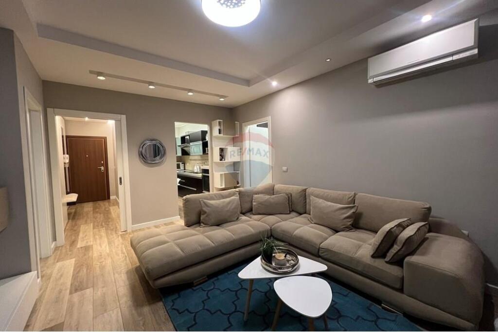 Apartament 2+1 Me Qira Ne Myslym Shyr!
