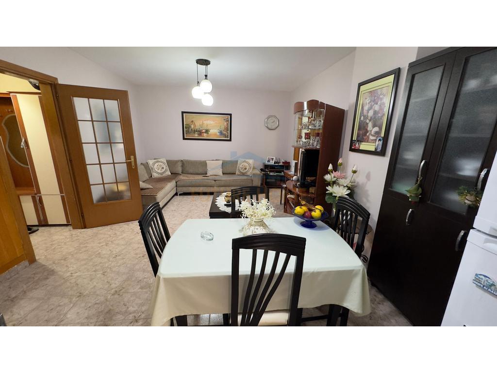 Qera, Apartament 1+1, Rruga e Bogdaneve, Tirane