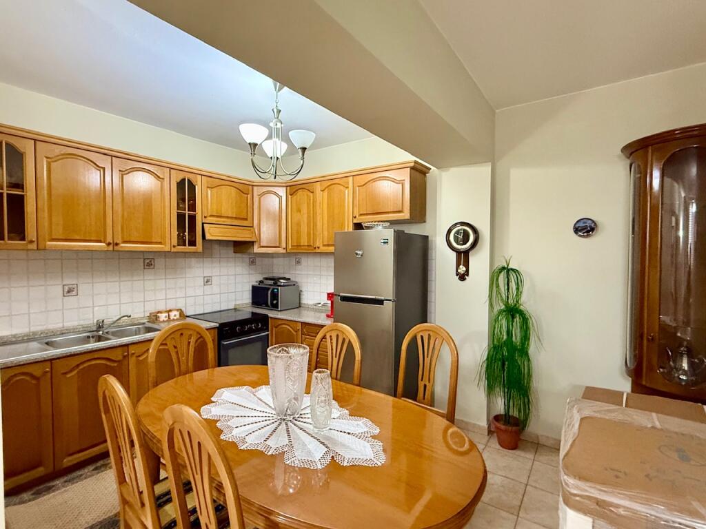 Apartament 2+1 per qira ne bllok