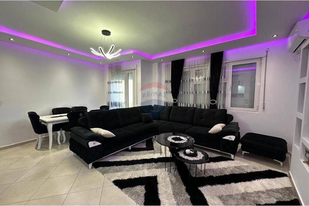 Apartament 2+1 me qira tek Liqeni i Thate