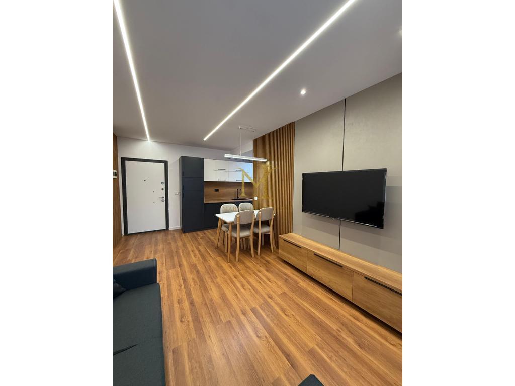 SHITET APARTAMENT 1+1 I INVESTUAR NE DETAJE , PLAZH ILIRIA !!