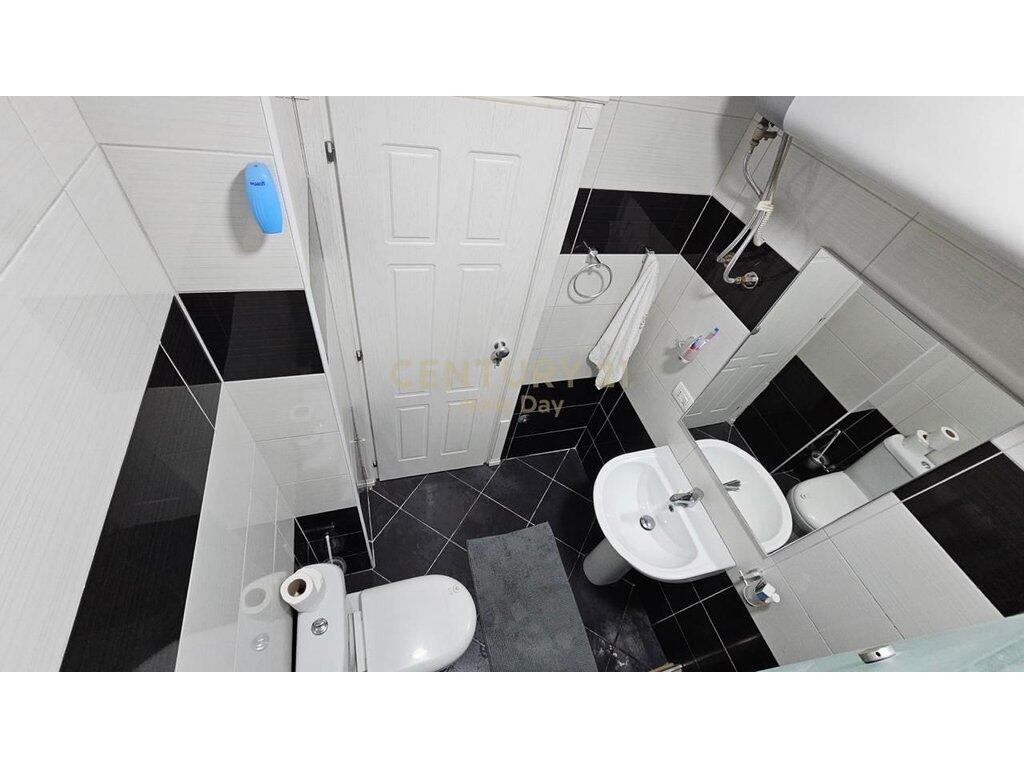 Apartament 2+1+2T Me Qira te Ish Rajoni Durrës - 600€ | 86 m²