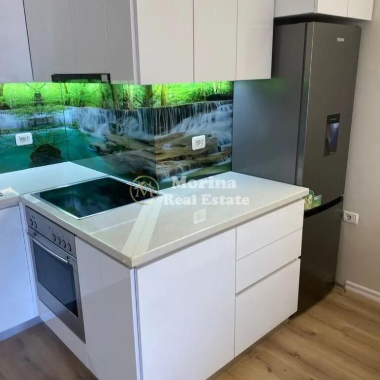 Rent Apartment 1+1, at the Train Station, 650 Euro
