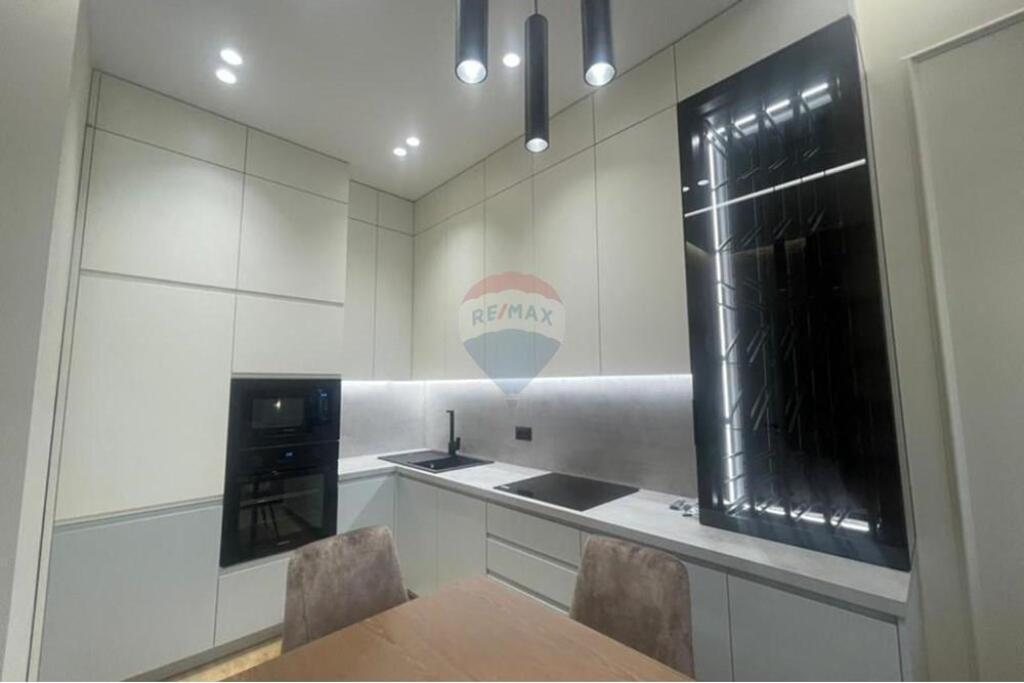 Apartment 1+1 for rent at 21-Dhjetori!