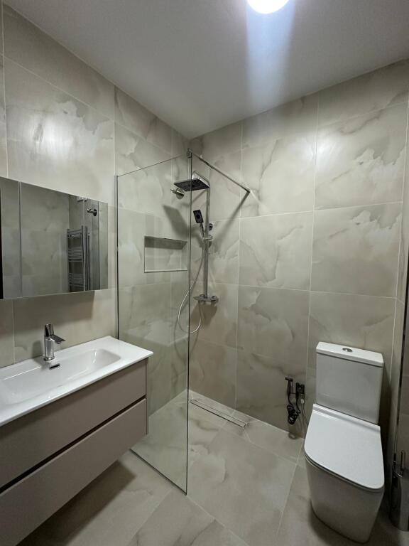 🏠 Apartament 2+1+2 për qira – 800 € / muaj Ish parku autobuzave