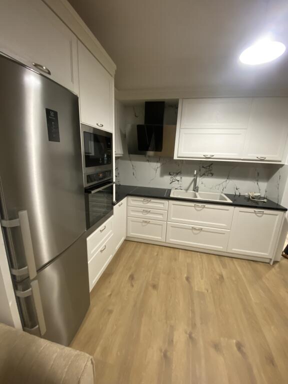 1+1,furnished for the first time, commune of Paris, the garden, 700 thousand lek