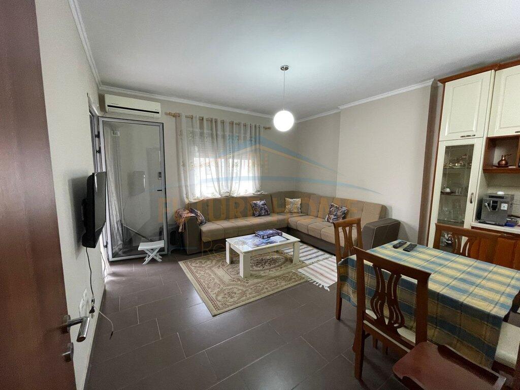 Qera , Apartament 1+1 , Unaza e Re