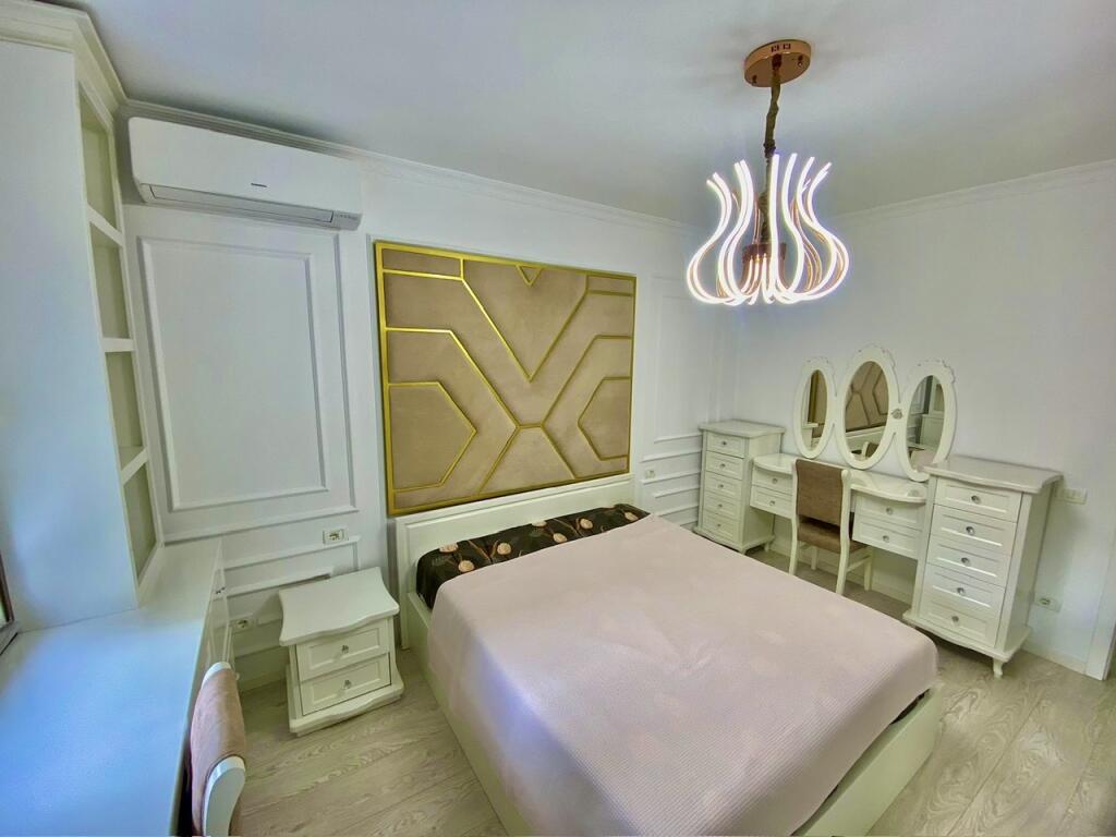 APARTAMENT 3+1 ME QIRA – PRANË AMBASADËS AMERIKANE