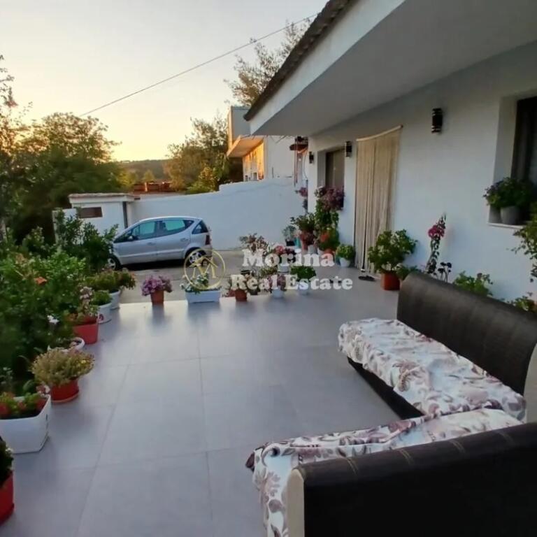 Vile 1 kateshe, Shkoze – Lanabregas,  185 000 Euro