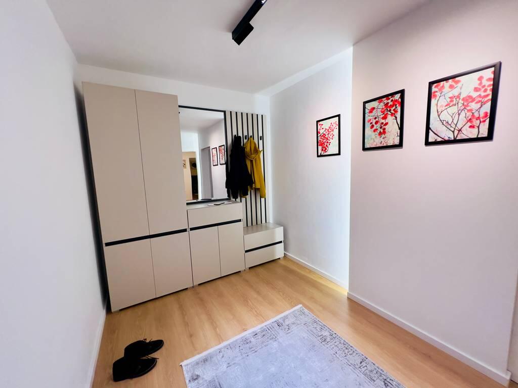Per Qira, Apartament 2+1+2+depo në Bllok, pranë LSI-së !