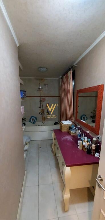 SHITET APARTAMENT 3+1+2+BLK NE QENDER 620.000 EURO