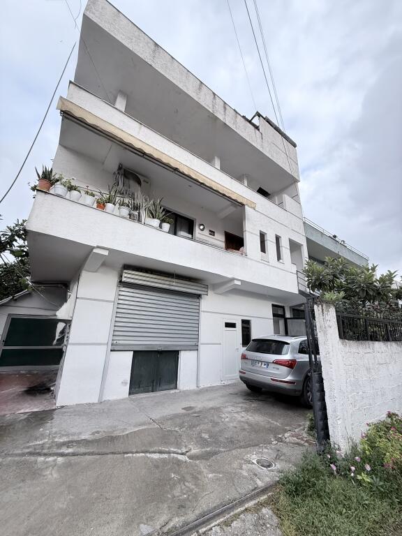 2+1 Apartment for rent in a private villa – Astir