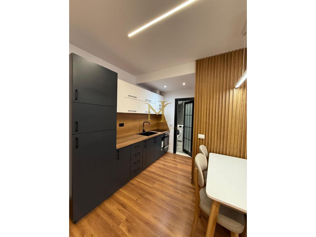SHITET APARTAMENT 1+1 I INVESTUAR NE DETAJE , PLAZH ILIRIA !!