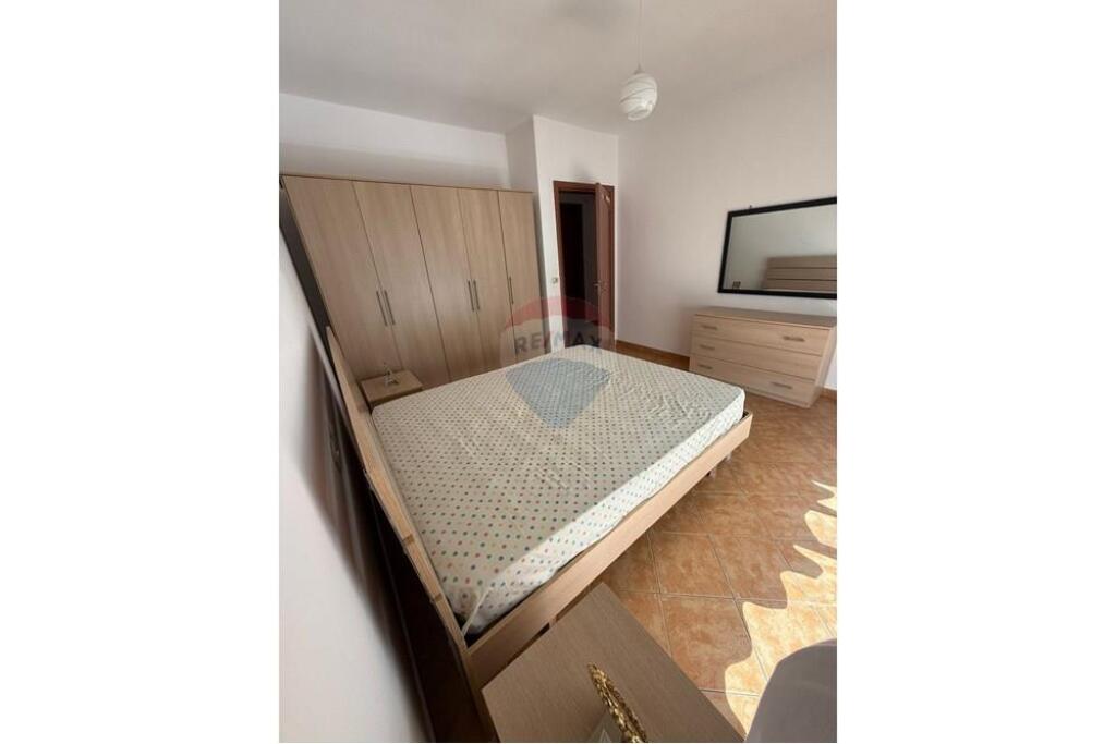 Apartament 2+1 me qera ne Astir
