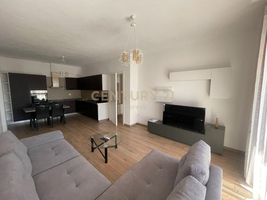 FOLEJA E GJELBER, APARTMENT 1+1+1 WITH PARKING FOR RENT