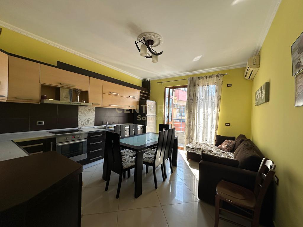 APARTMENT 3+1+2+ PARKING SPACE FOR RENT IN ASTIR!