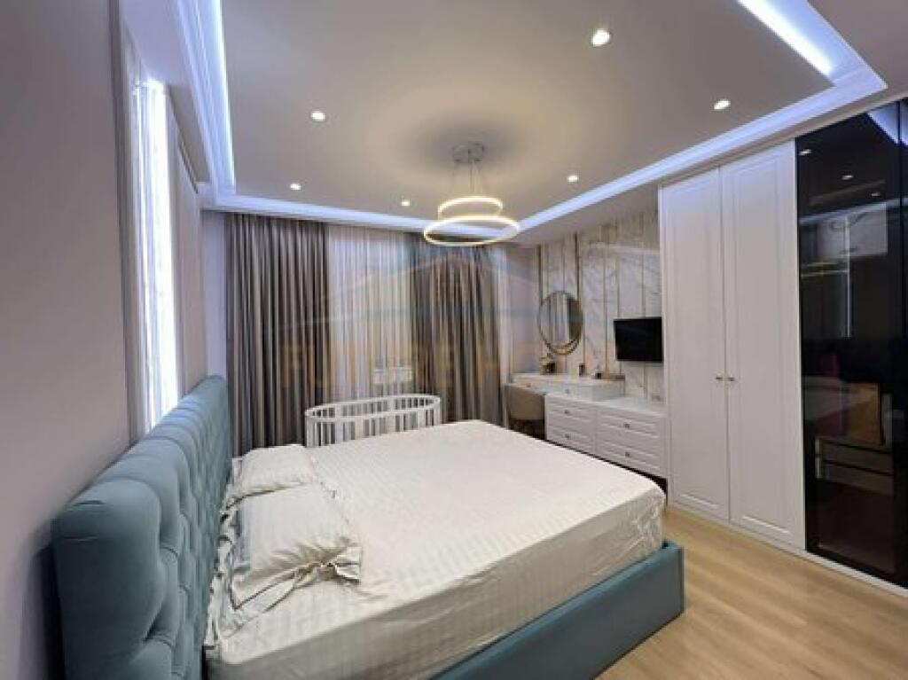 Shitet , Apartament 3+1+2 , Unaza e Re
