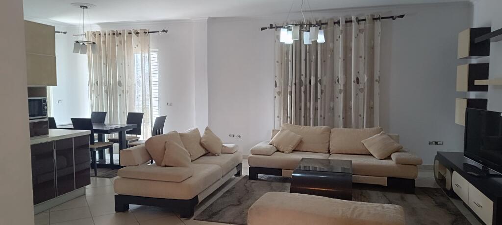 Villa floor for rent in Selite.