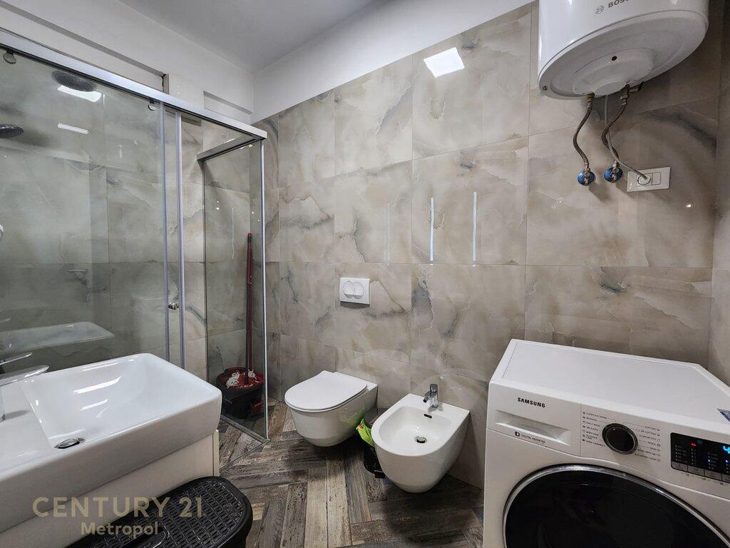 Apartament 2+1+2 tualete prane Ring Center!