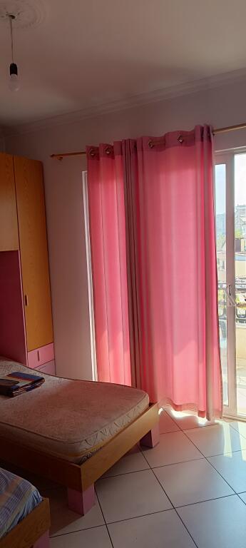 Villa floor for rent in Selite.