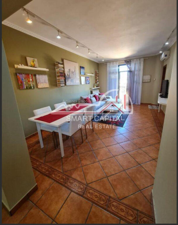 APARTAMENT 1+1 ME QIRA, VLORE