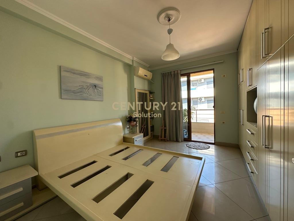 APARTMENT 3+1+2+ PARKING SPACE FOR RENT IN ASTIR!