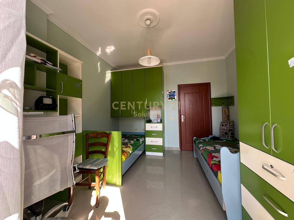 APARTMENT 3+1+2+ PARKING SPACE FOR RENT IN ASTIR!