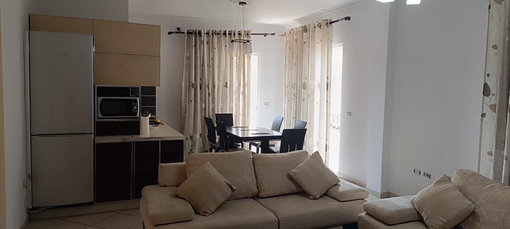 Villa floor for rent in Selite.