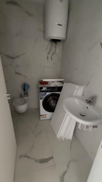Apartament 2+1 per qira tek Univers City