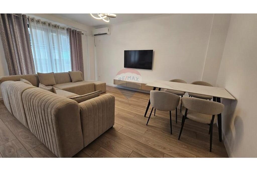 Apartament 2+1 per qira prane Kodra Diellit 1