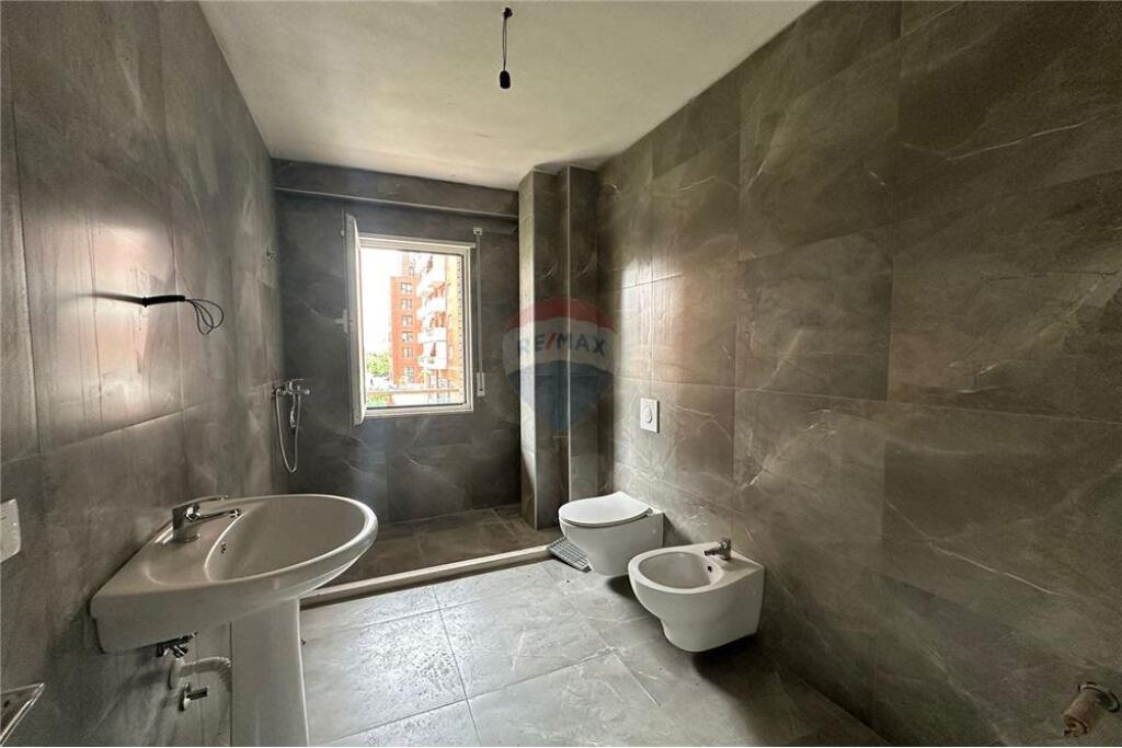 JEPET ME QIRA APARTAMENT 1+1, KOMPLEKSI GREEN CITY