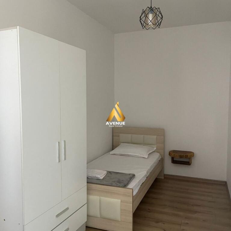 JEPET ME QIRA APARTAMENT 1+1+ PARADHOMË, PRANË OBSERVATORIT, SELVIA, TIRANË.