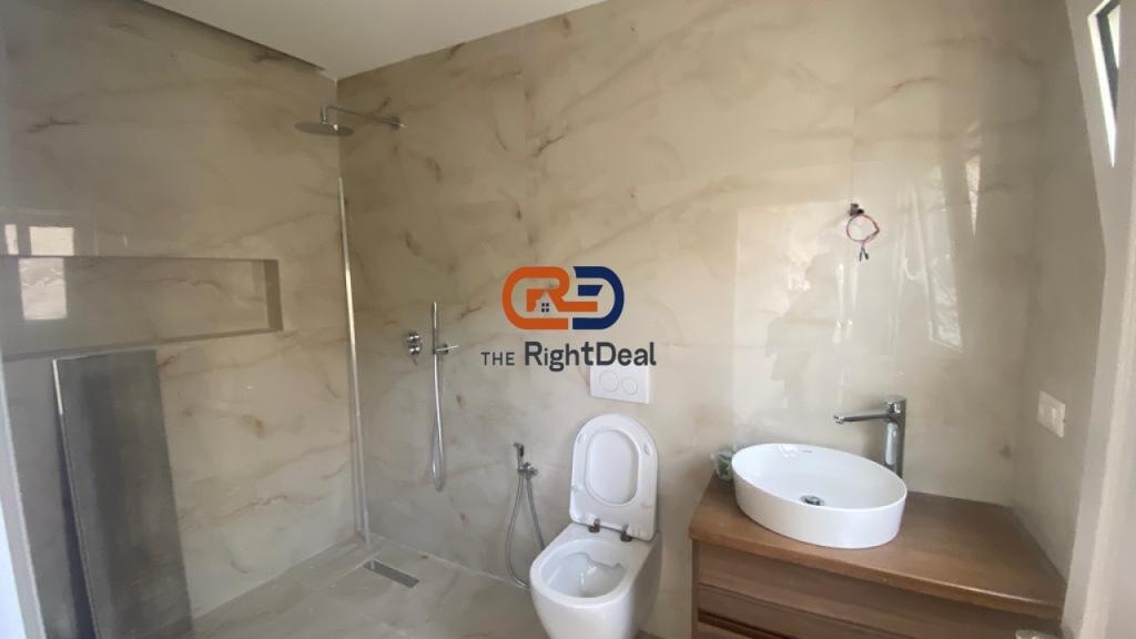 Near "Petro Nini", Apartment 2+1 Newly Invested For Rent!