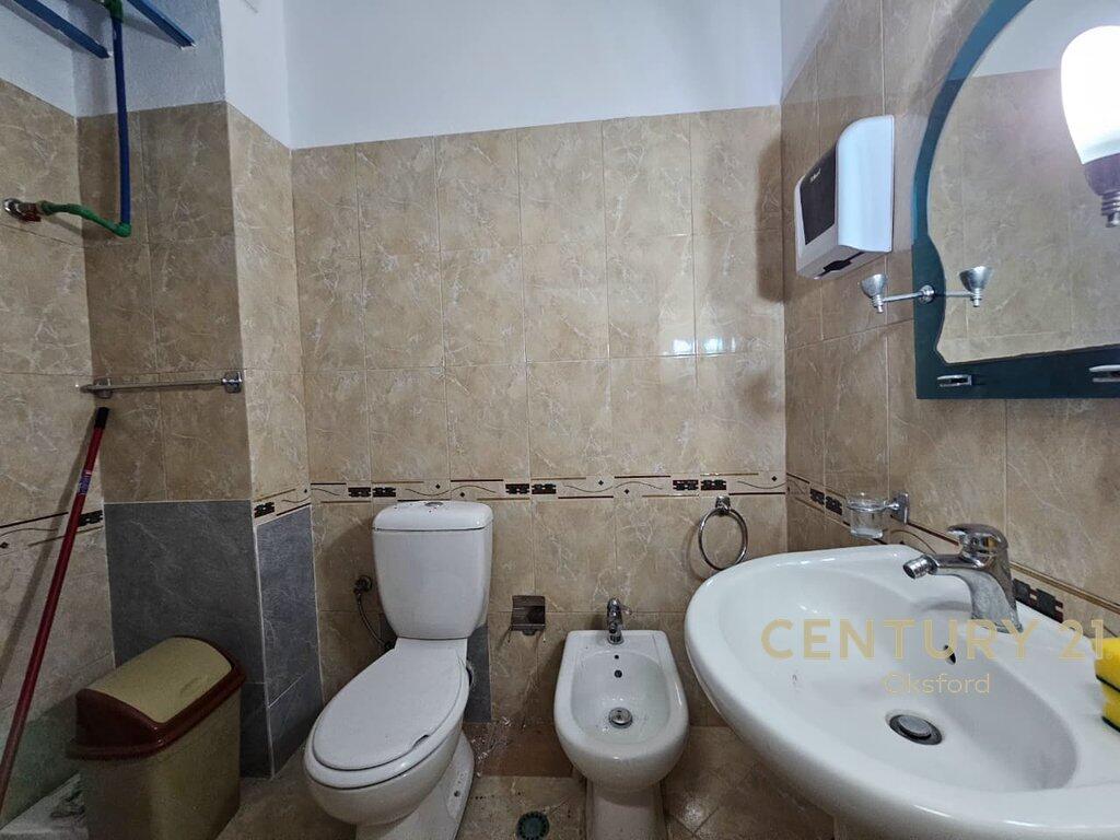 JEPET ME QERA APARTAMENT PER ZYRA NE BLLOK
