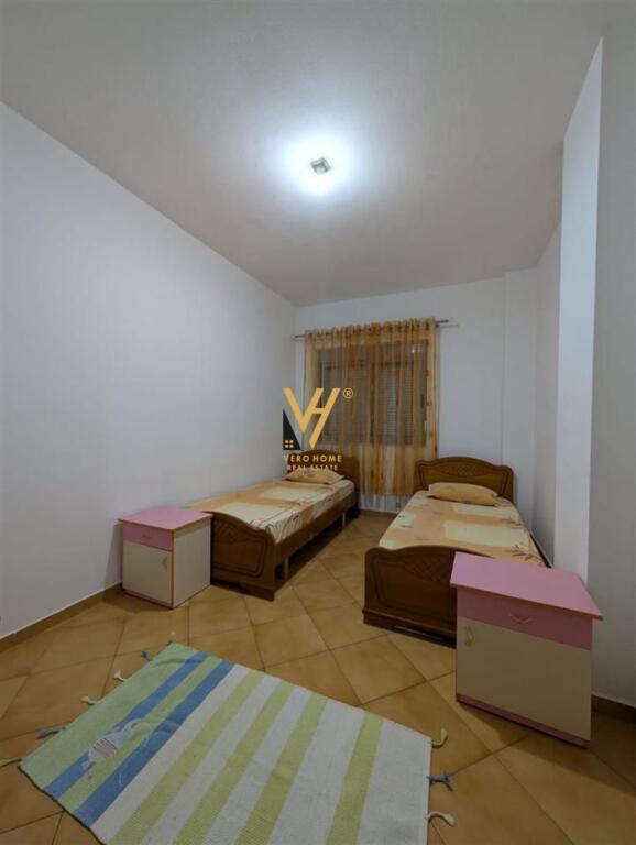 JEPET APARTAMENT 2+1+BLK ME QERA TE FRESKU 450 EURO