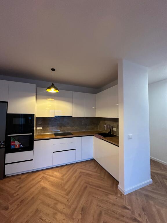 Ofrohet apartament 2+1+2 me qera tek Vilat e Arabit  LINZE