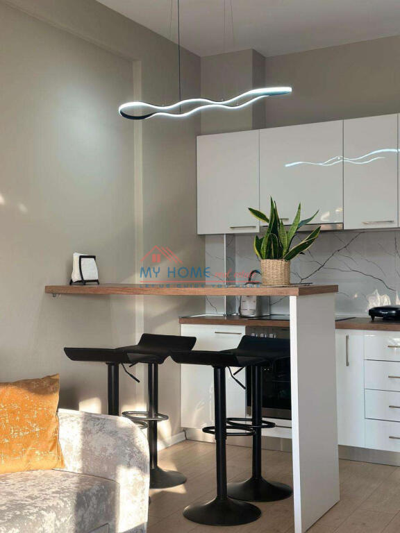 Apartament 1+1 me qira tek Shkolla e Baletit