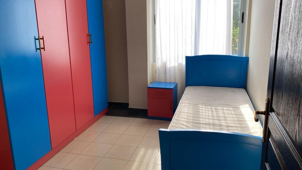 APARTAMENT ME QERA 2+1 PALLATI I BRIGADAVE 600 EURO