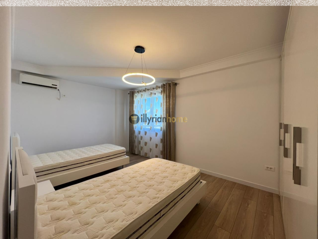 Affittasi appartamento 2+1+ 2 Balconi, “Kodra e Diellit”, Tirana