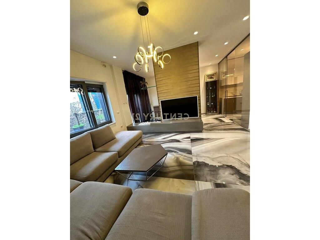 Apartment 1+1 available at Ring Center – Tirana