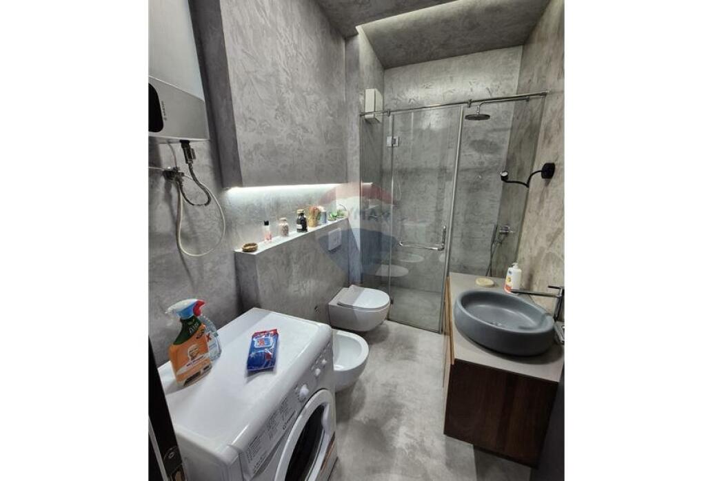 Rent/ Apartment 1+1 at Dry Lake