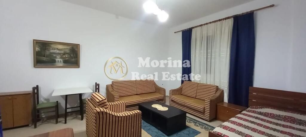 Qera, Garsoniere + Parkim, Shkoze, 330 euro/muaj