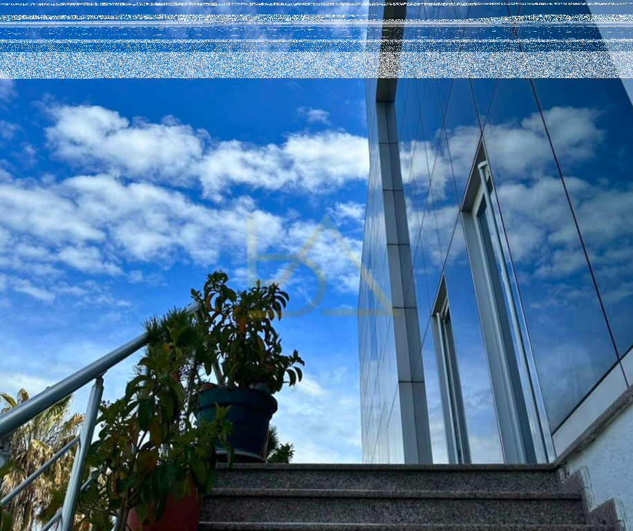 Ambient Biznesi me Qira – Rruga Vorë-Marikaj, km 1