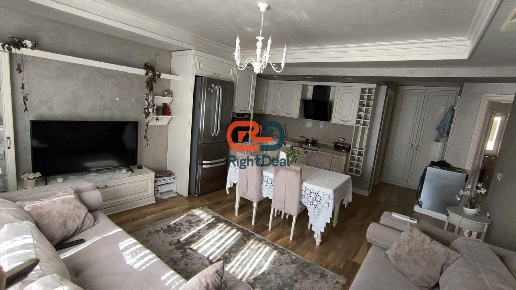 Ne Qender, Shitet Apartament 2+1 Me Lokacion Perfekt !