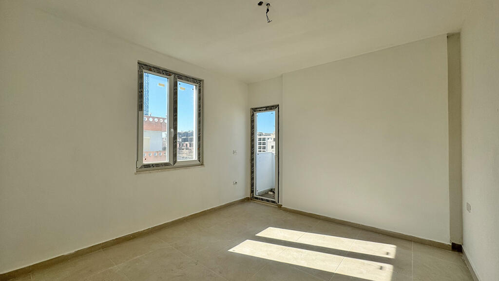 Apartament 2+1 për Shitje në Golem, Durrës. 90m2