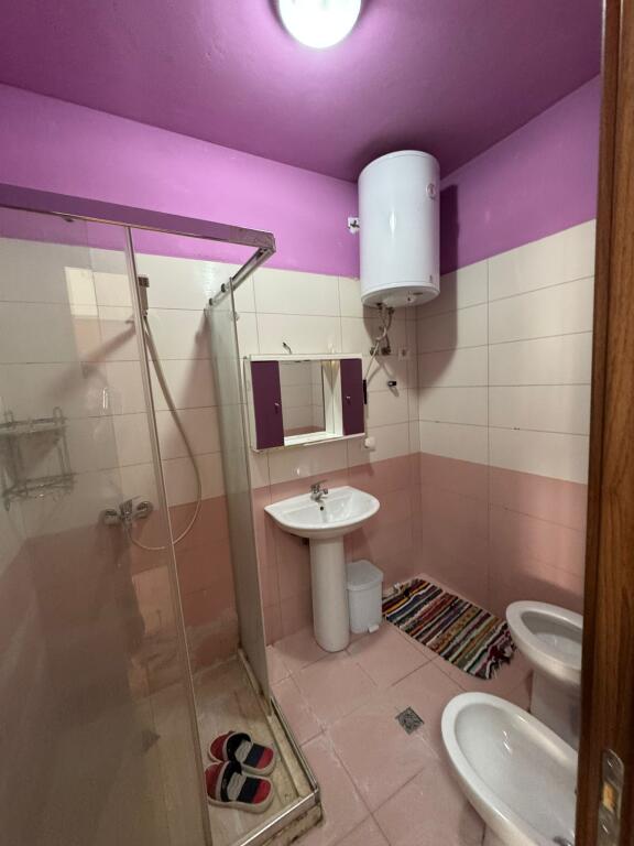 🏠 Apartment 2+1 with 2 bathrooms for rent 📍 Location: Near the Zoological Garden, Tirana
