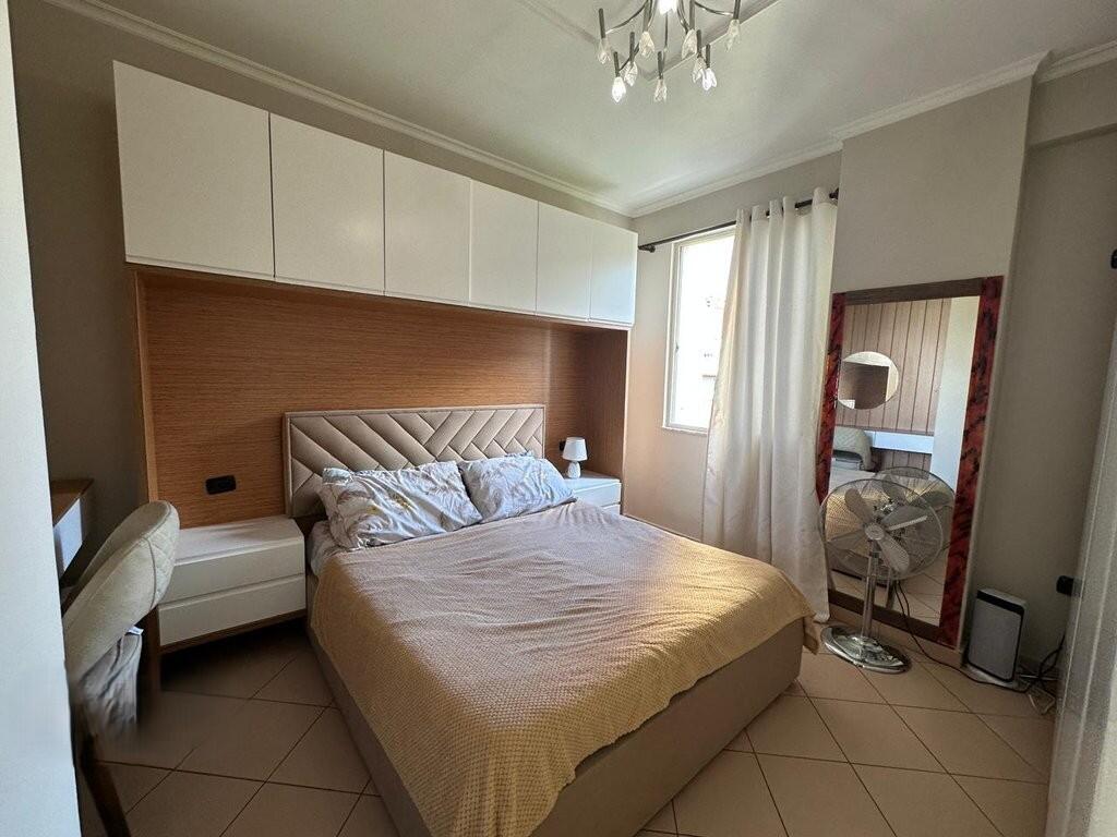 Apartament 2+1 per qera tek Rruga Bill Klinton! 700 € /Muaj