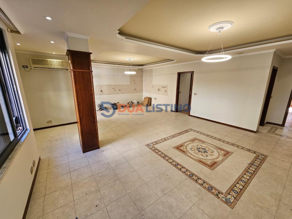 Apartment 2+1 for sale near Cafe Roma, Bllok !