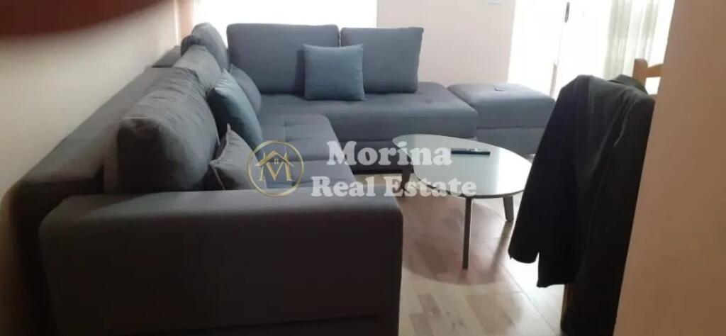 Rent, Apartment 2+1+2Bllk Komuna Parisit, 600 euro/month
