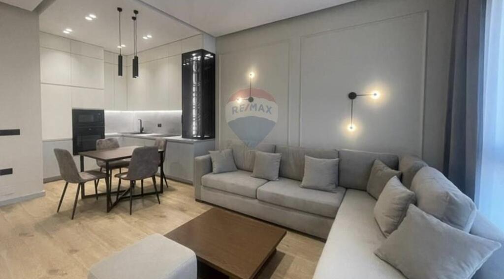 Apartament 1+1 për qira – Square 21, Tiranë